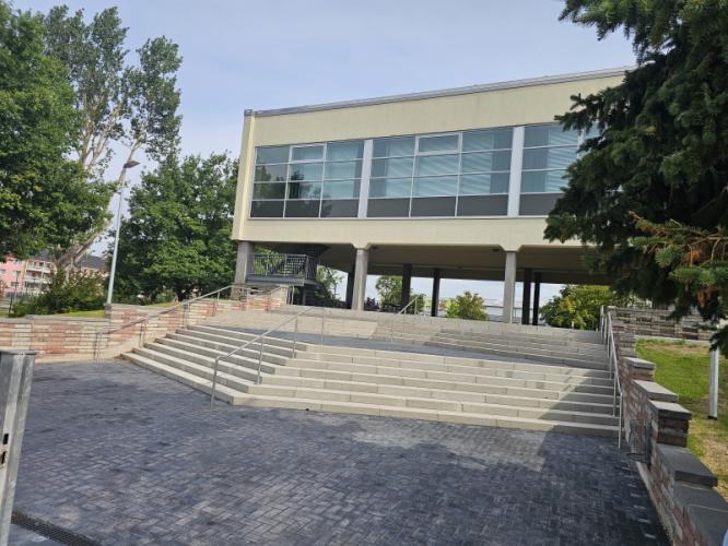 homepage_treppe_neu_1.jpg